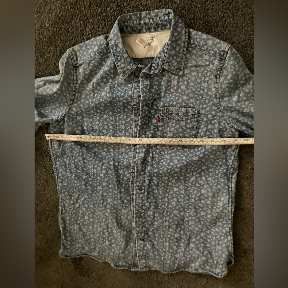 Levi’s denim floral chambray button up size medium - Picture 11 of 12